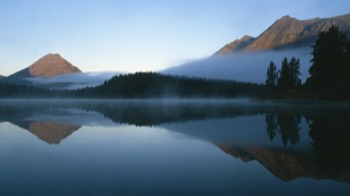  Calm lake 