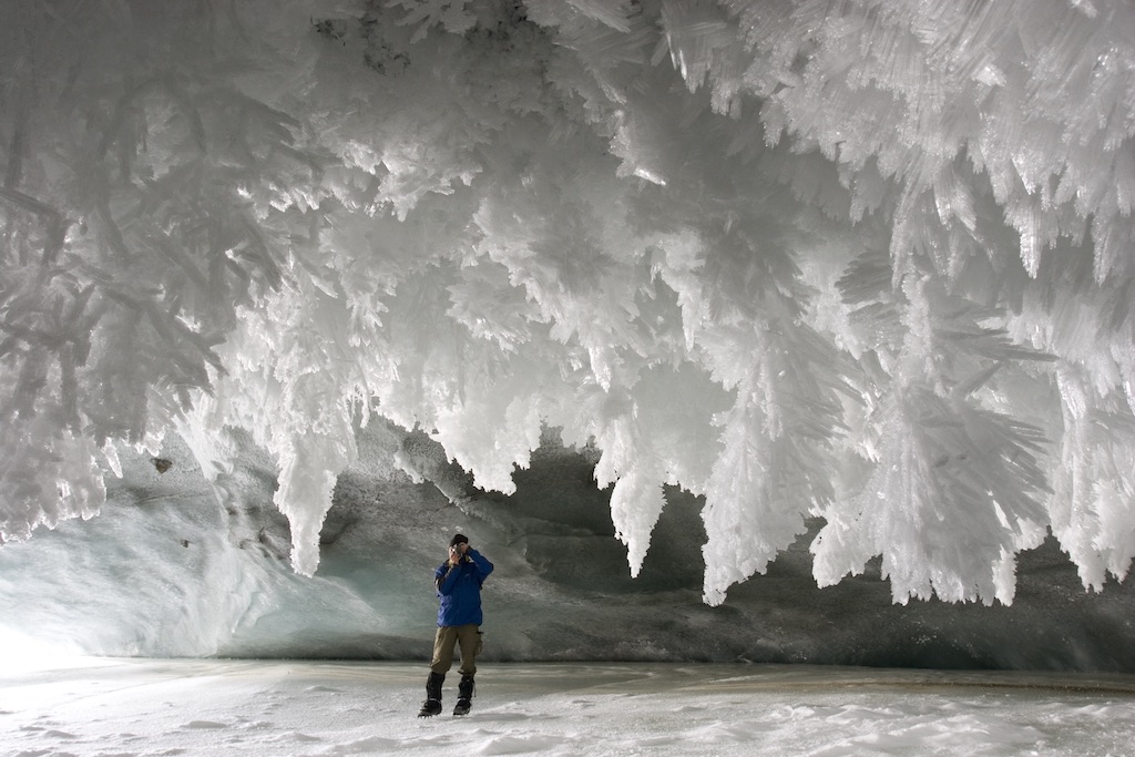  Graeme Magor, glacier cave, Cumberland Peninsula, Baffin island 