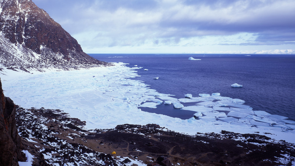  Camp on Smith Island  