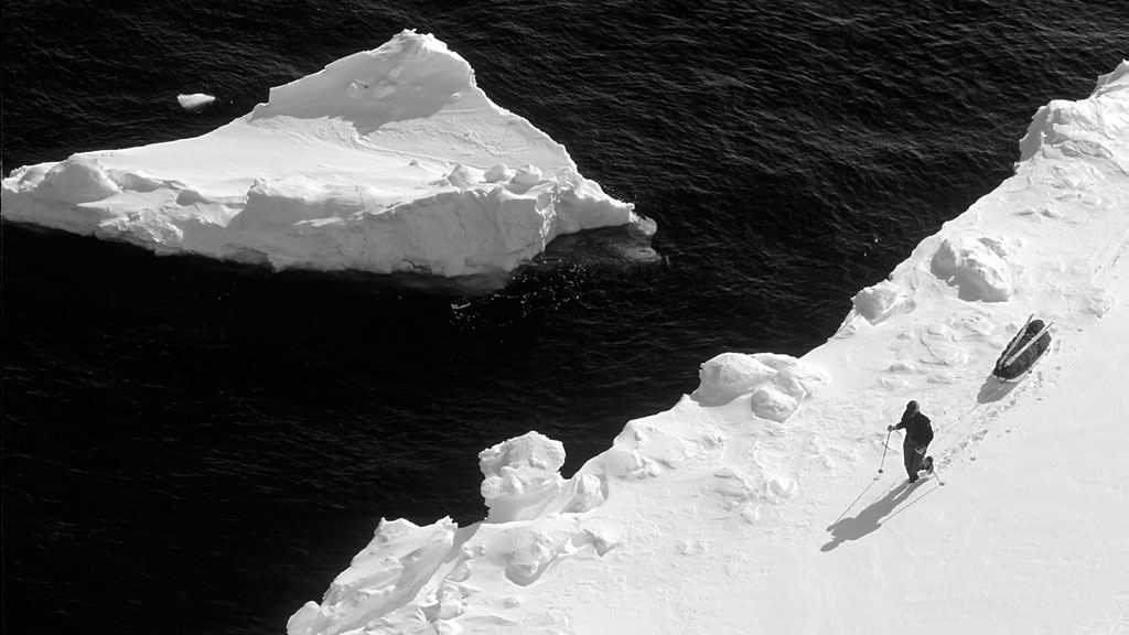  Sledding the ice-foot 